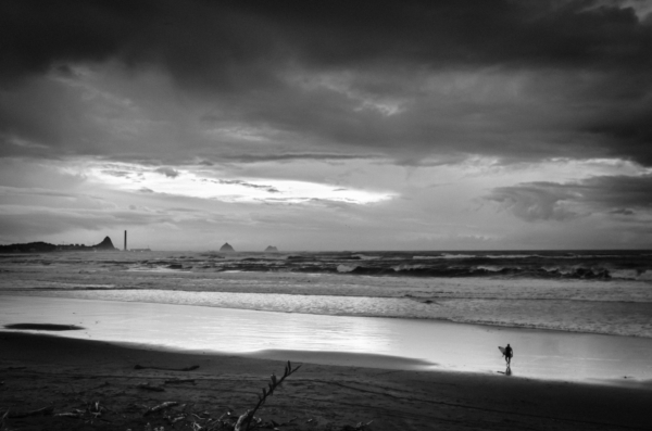 Simon Raine, Lone Surfer at Fitzroy Beach, 2016