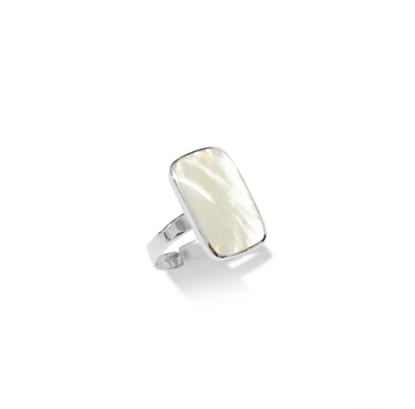 La Stele Mother of Pearl Rectangle Ring - Image 4