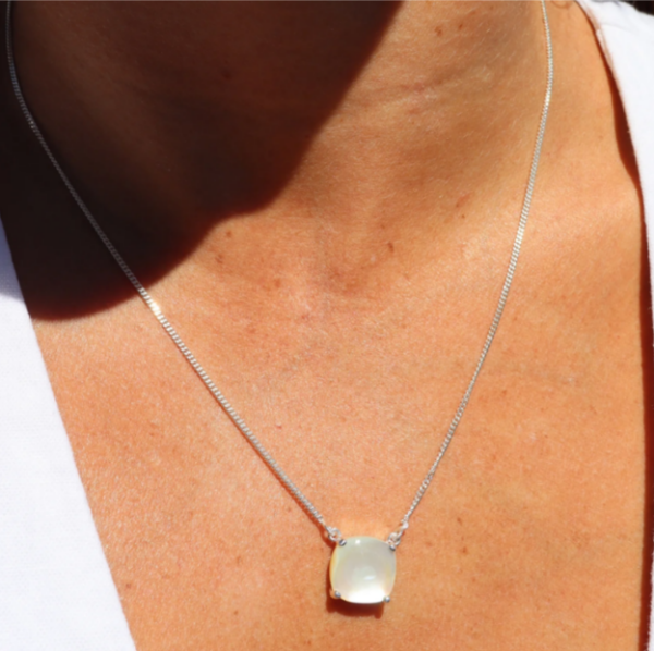 La Stele Mother of Pearl Square Dome Necklace