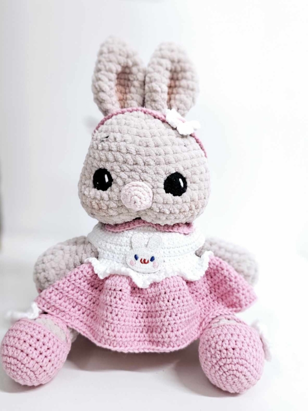 Diva Design Crochet Bunny